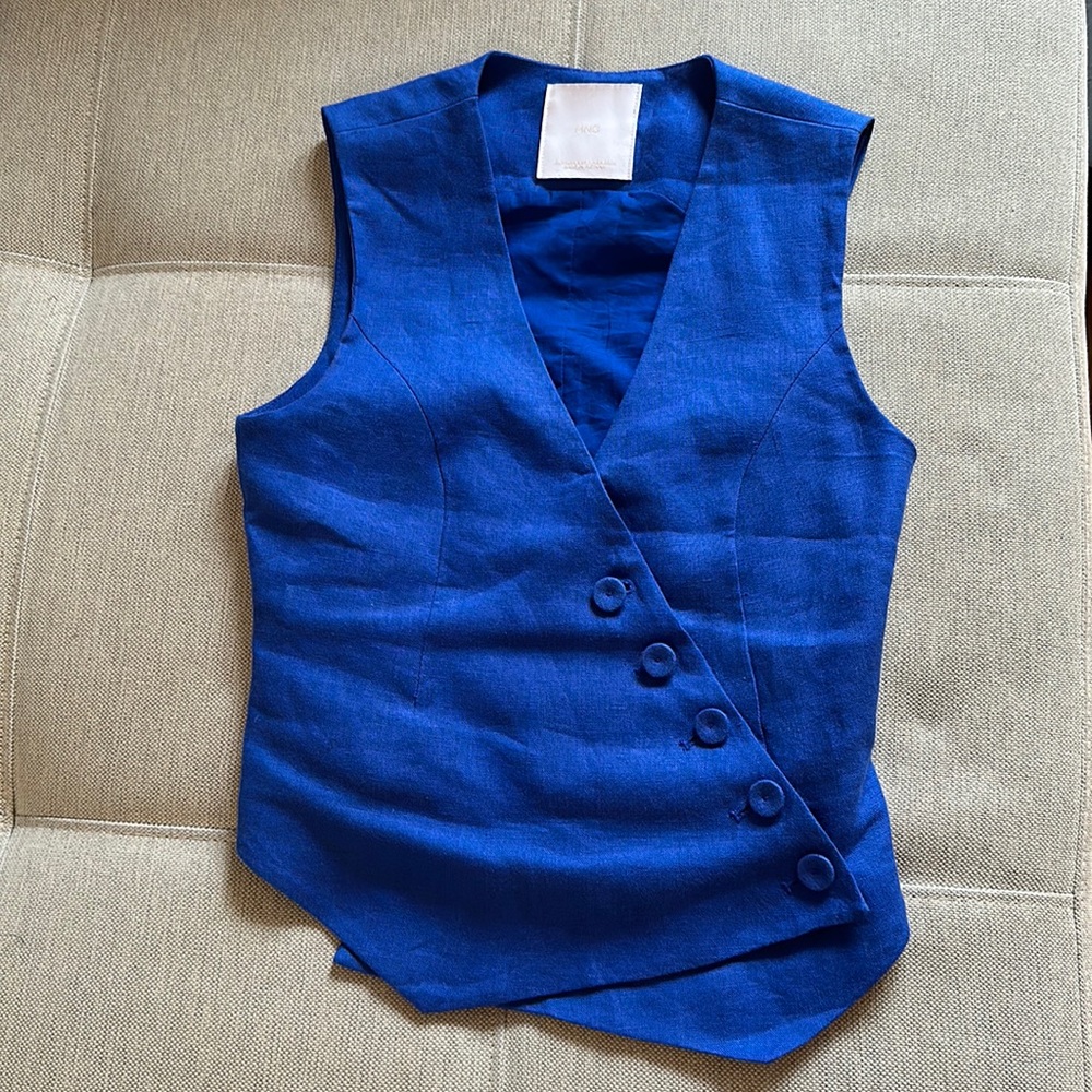 Linen tailored vest